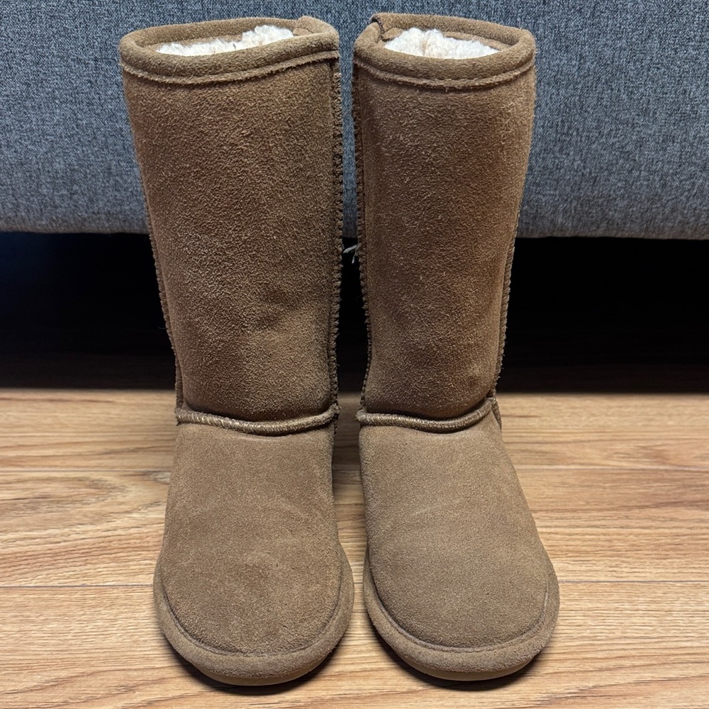 Good condition Size 13 BearPaw Boots